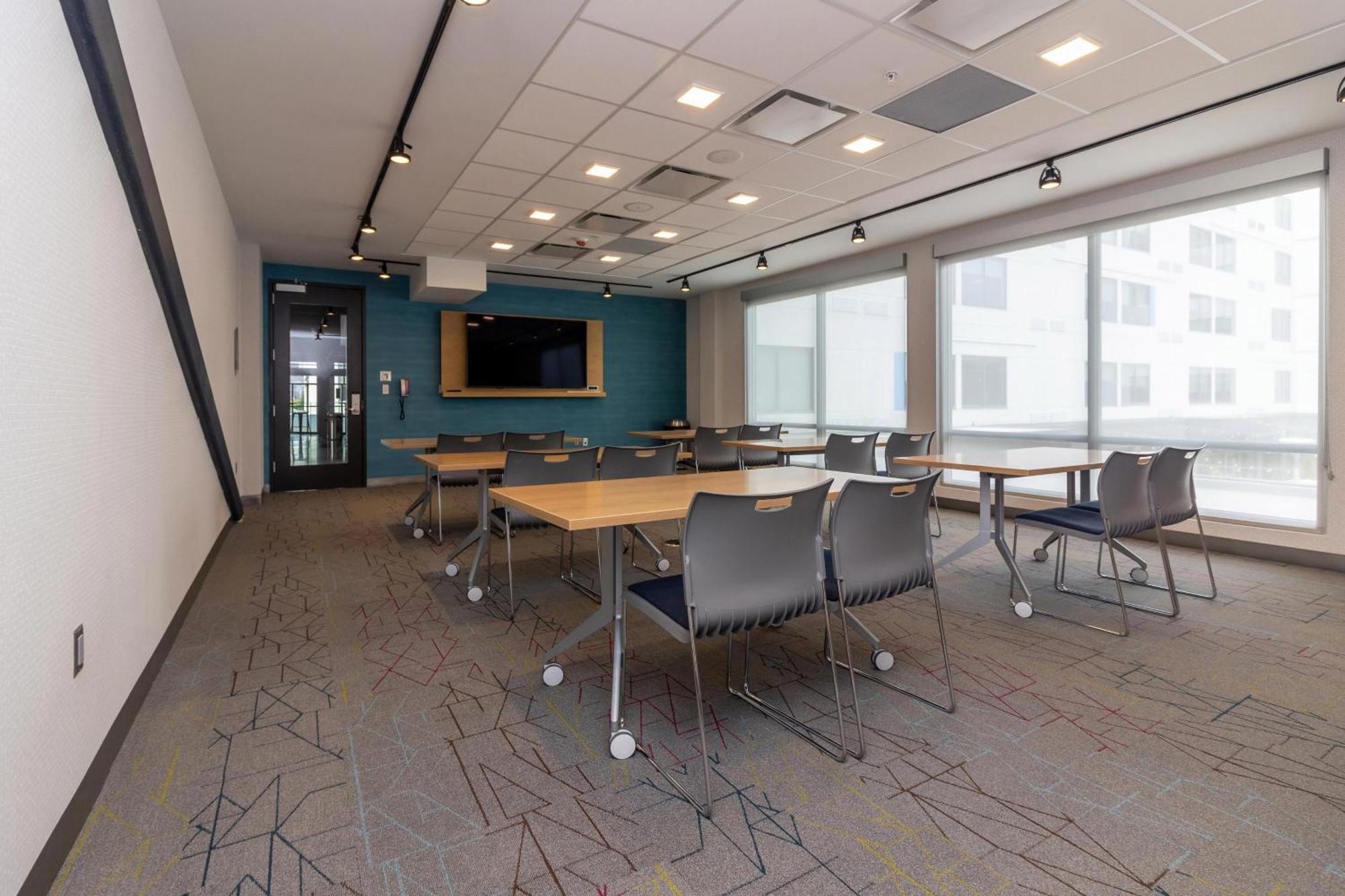 Aloft Cortex Hotel