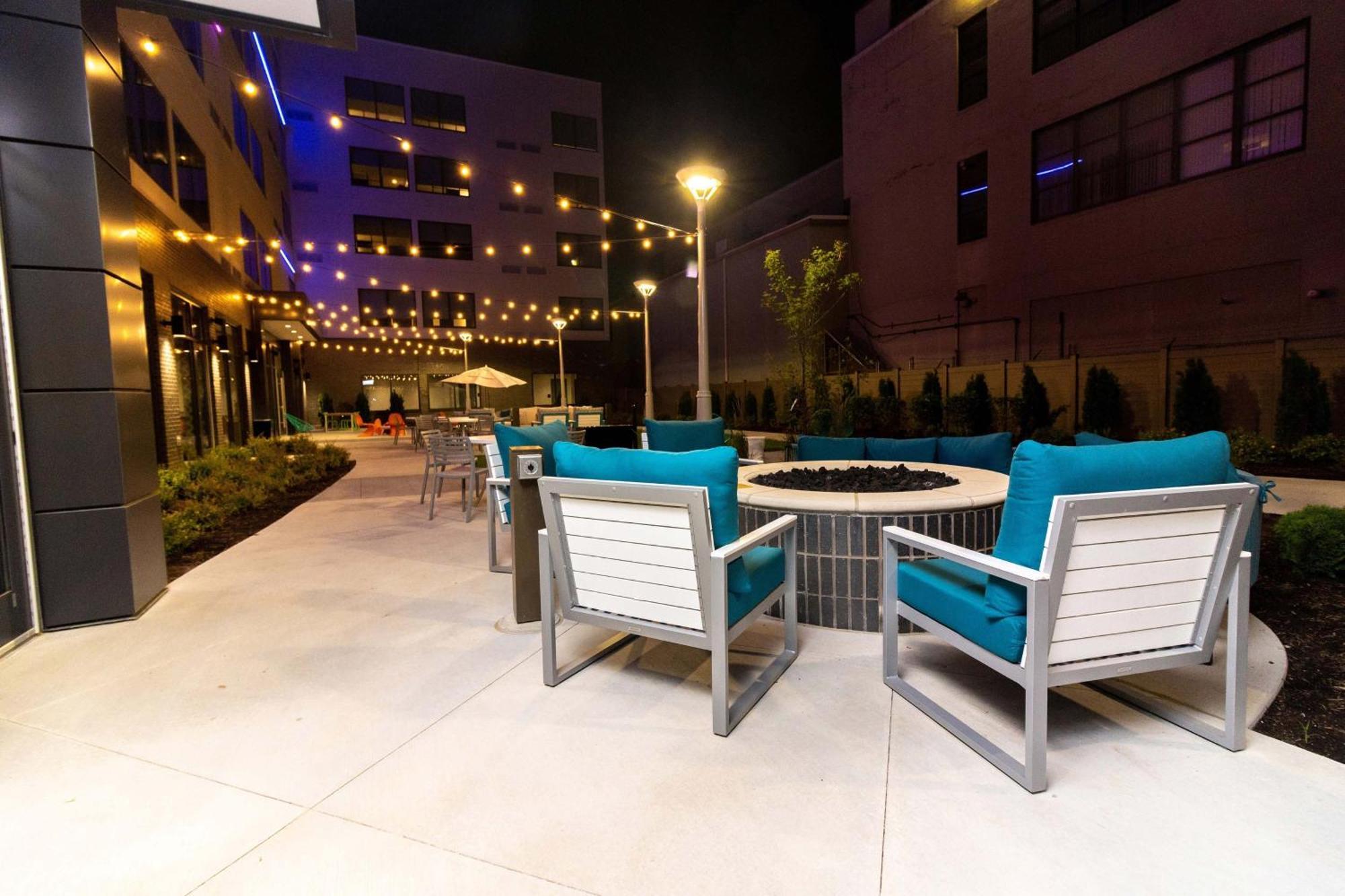 Aloft Cortex Hotel 3*