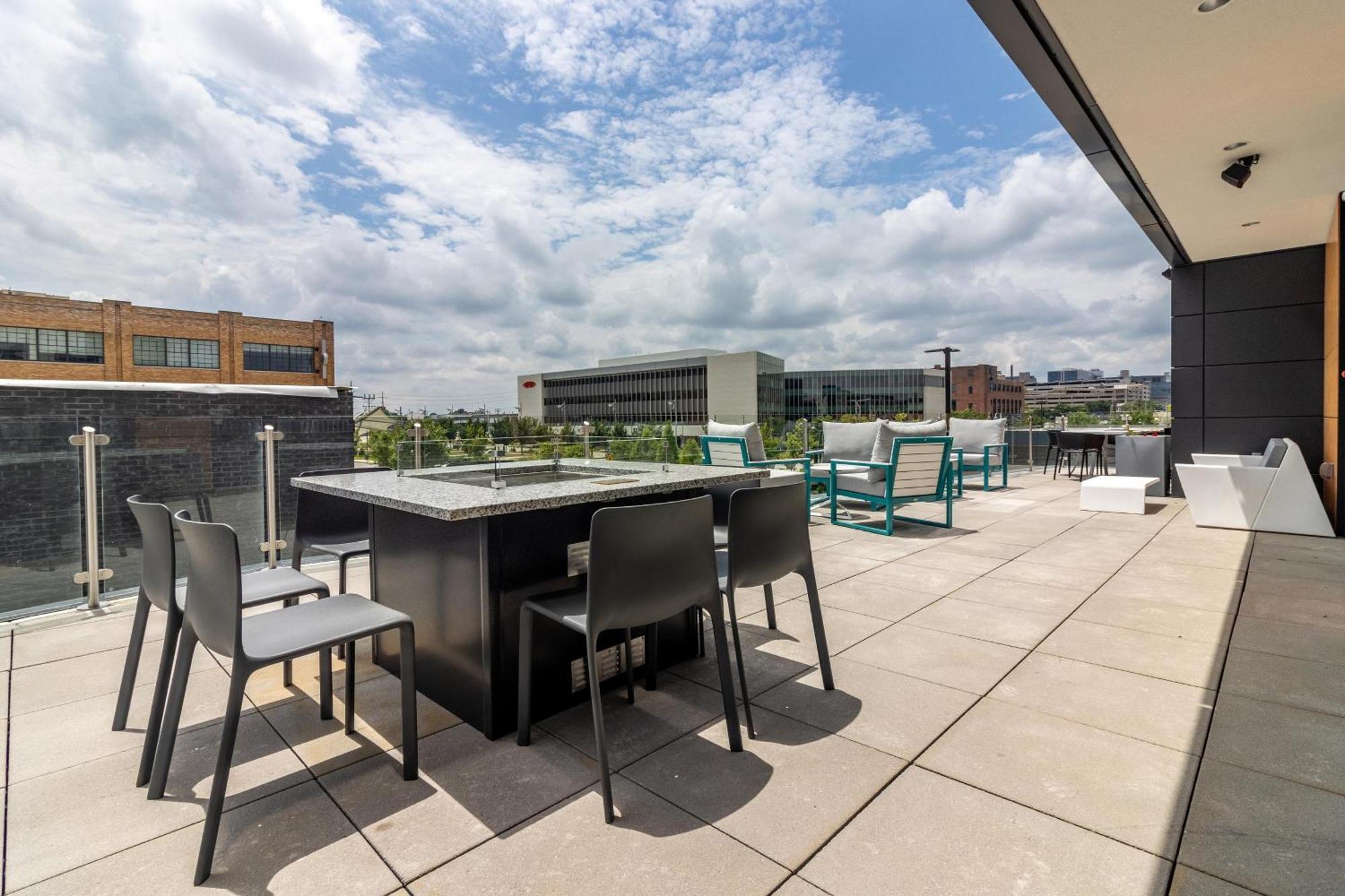 Aloft Cortex 3* Saint Louis
